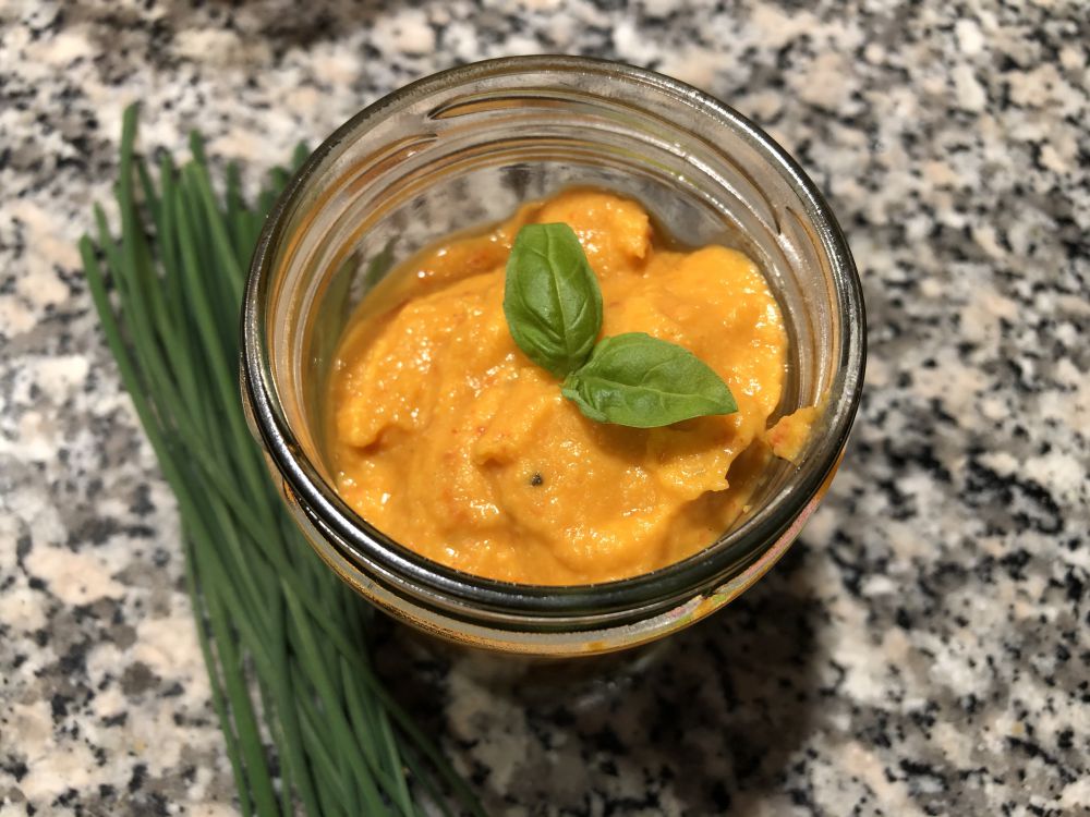 Paprika Hummus